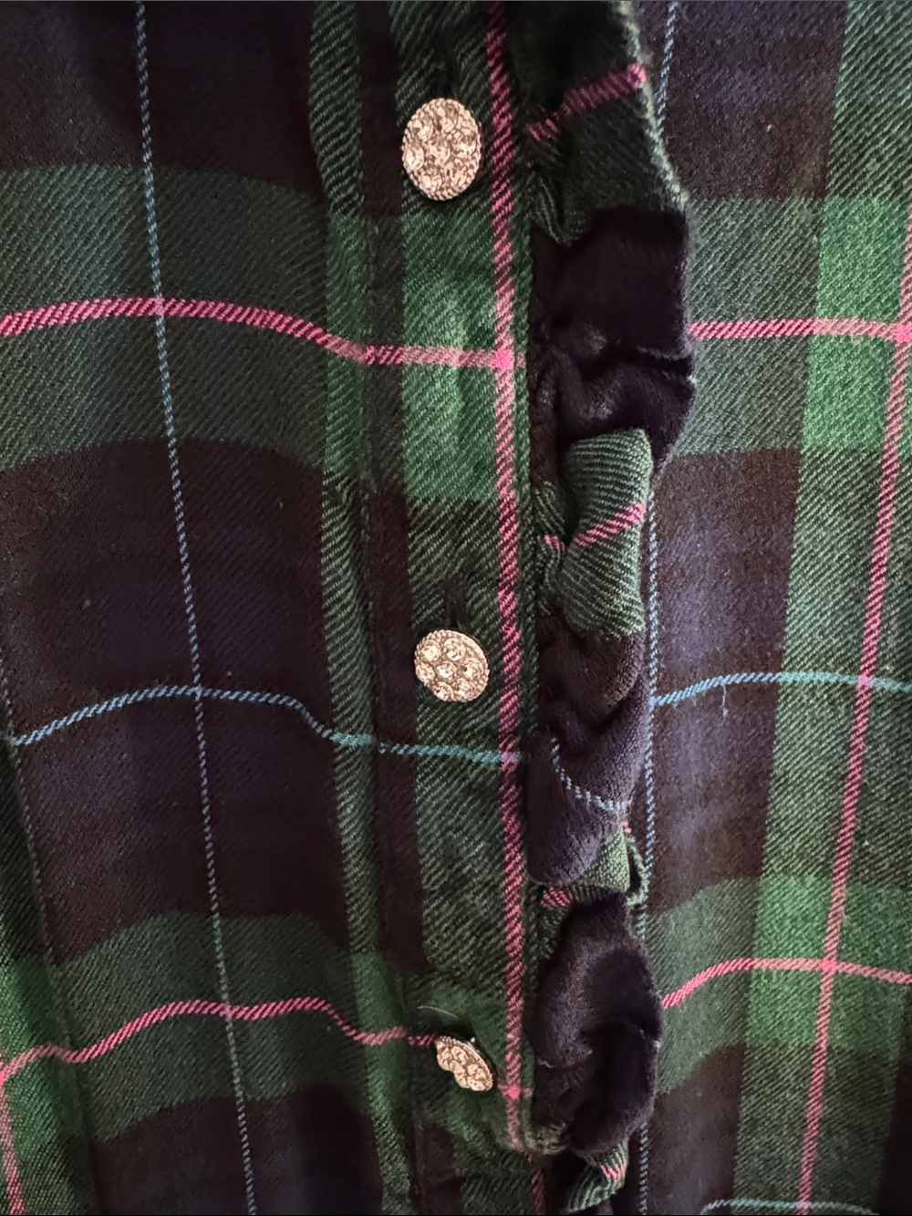 Crown and Ivy Plaid Ruffle Neck Button-Up Blouse in Green and Navy - Picture 2 of 4